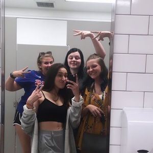 Meet your Posher, Skylar